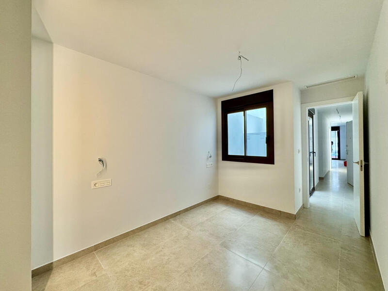 2 bedroom Apartment for sale 2 bedroom Apartment for sale