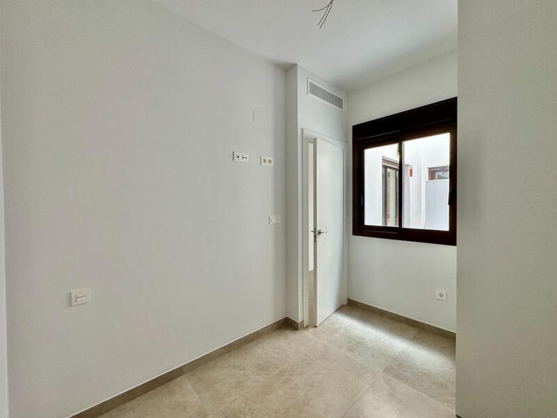 2 bedroom Apartment for sale 2 bedroom Apartment for sale