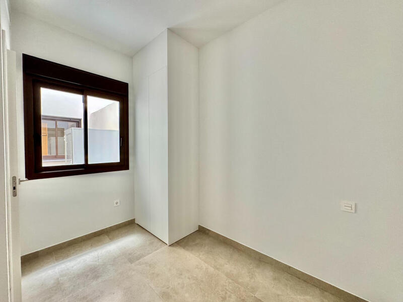 2 bedroom Apartment for sale 2 bedroom Apartment for sale