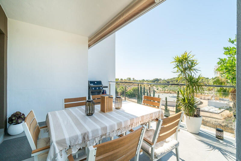3 bedroom Apartment for sale