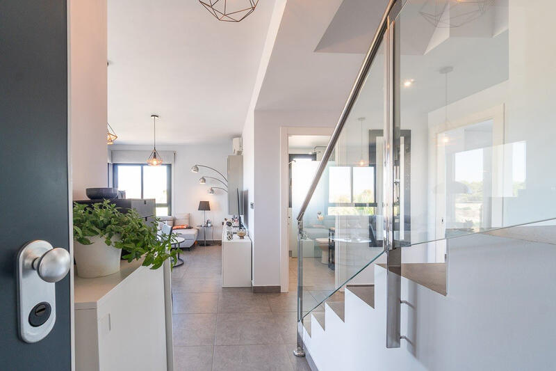3 bedroom Apartment for sale