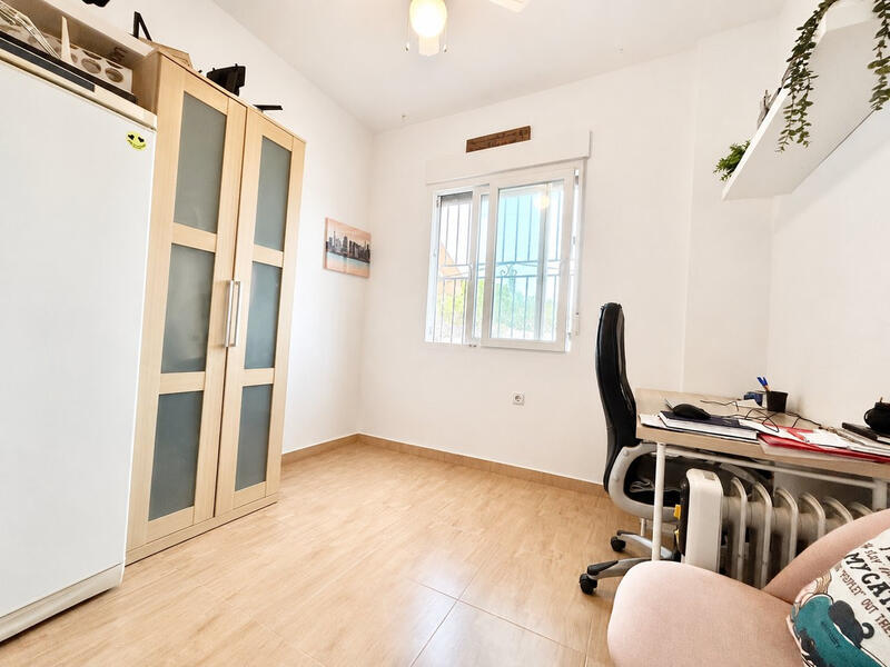 2 bedroom Apartment for sale 2 bedroom Apartment for sale