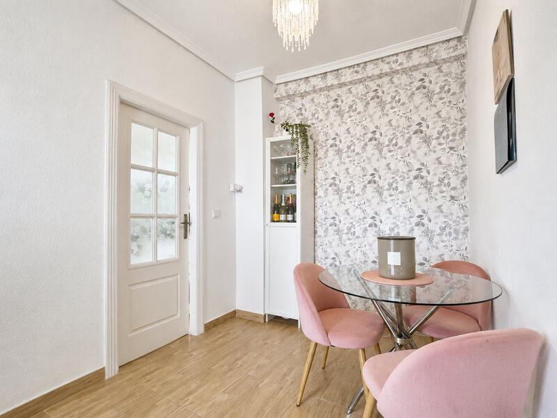 2 bedroom Apartment for sale 2 bedroom Apartment for sale