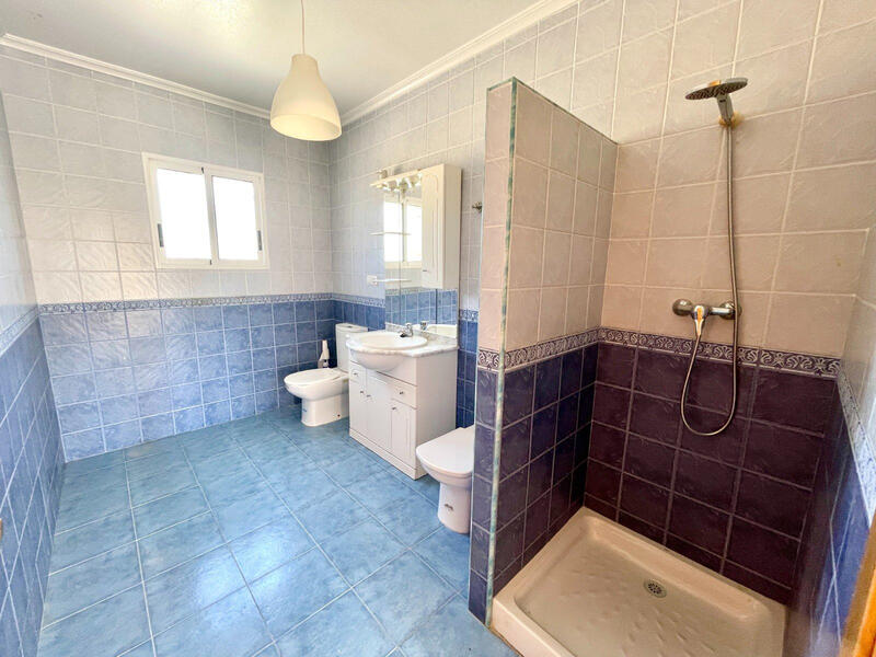 4 bedroom Villa for sale 4 bedroom Villa for sale