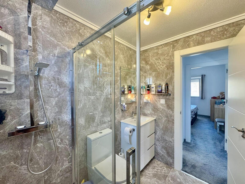 2 bedroom Townhouse for sale 2 bedroom Townhouse for sale
