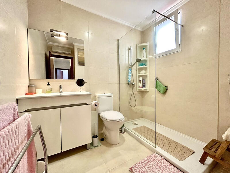 3 bedroom Apartment for sale 3 bedroom Apartment for sale