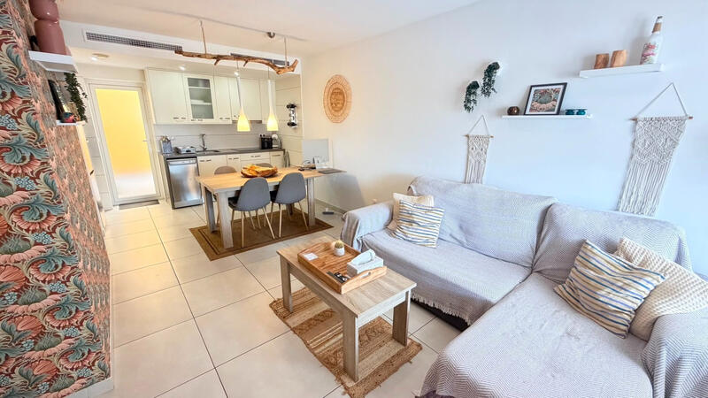 2 slaapkamer Appartement Te koop 2 slaapkamer Appartement Te koop
