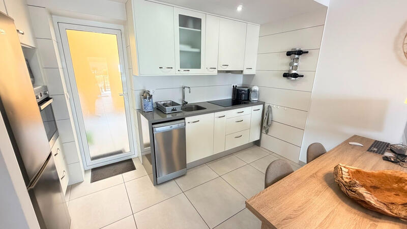 2 slaapkamer Appartement Te koop 2 slaapkamer Appartement Te koop
