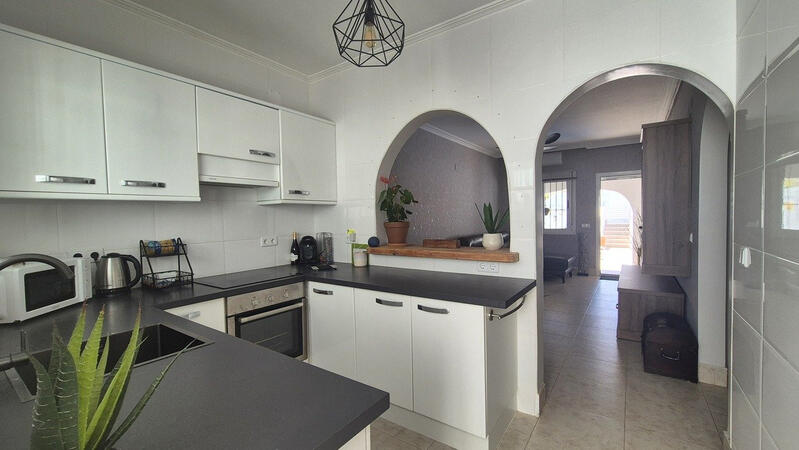 2 Cuarto Villa en venta