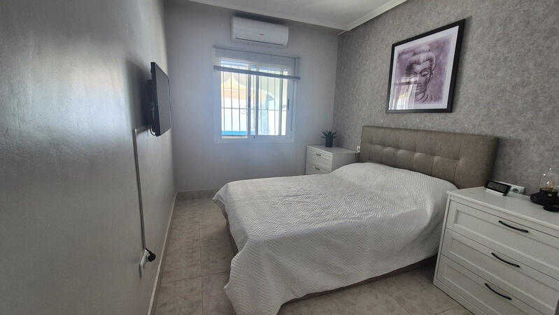 2 Cuarto Villa en venta