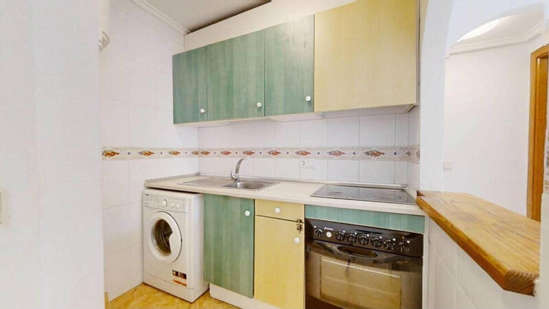 2 slaapkamer Appartement Te koop 2 slaapkamer Appartement Te koop