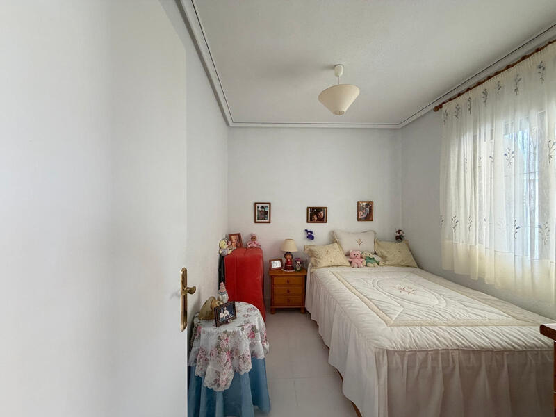 2 Cuarto Villa en venta 2 Cuarto Villa en venta