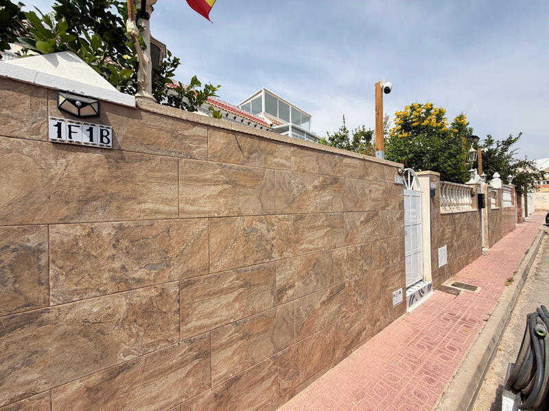 2 Cuarto Villa en venta 2 Cuarto Villa en venta