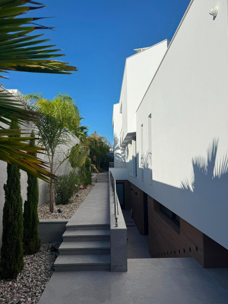 5 bedroom Villa for sale 5 bedroom Villa for sale