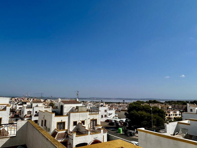 3 bedroom Townhouse for sale