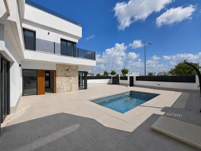 6 bedroom Villa for sale