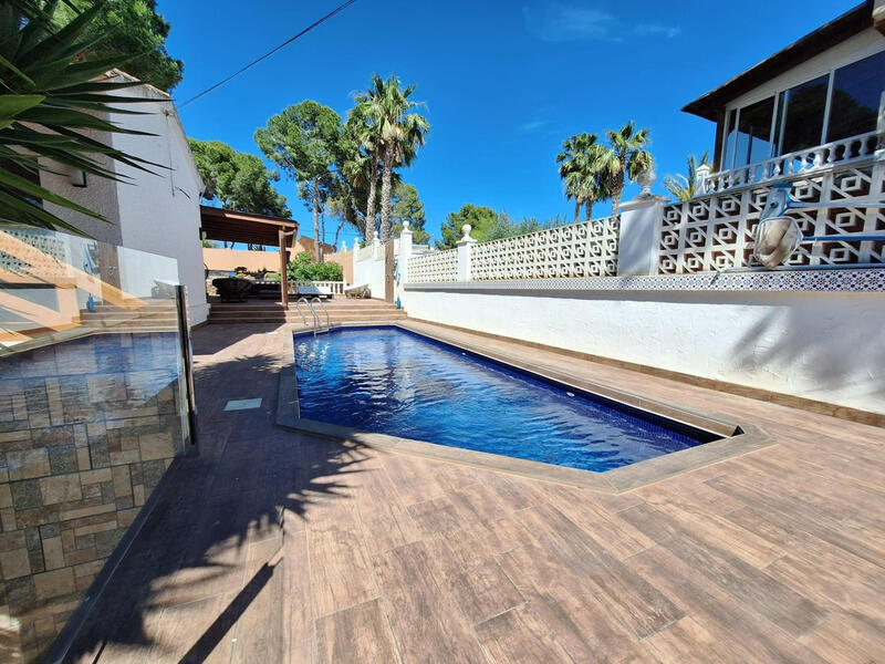 3 bedroom Villa for sale 3 bedroom Villa for sale