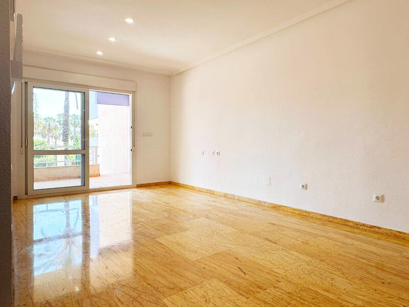 2 bedroom Apartment for sale 2 bedroom Apartment for sale