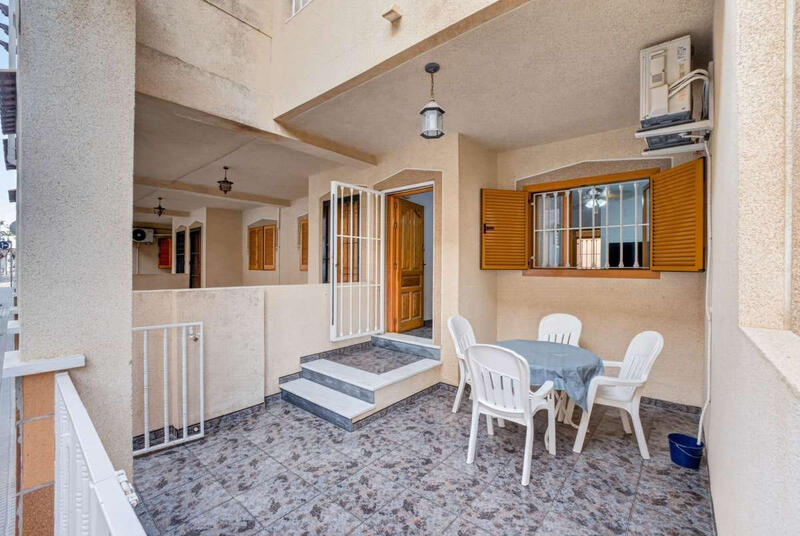 3 bedroom Townhouse for sale