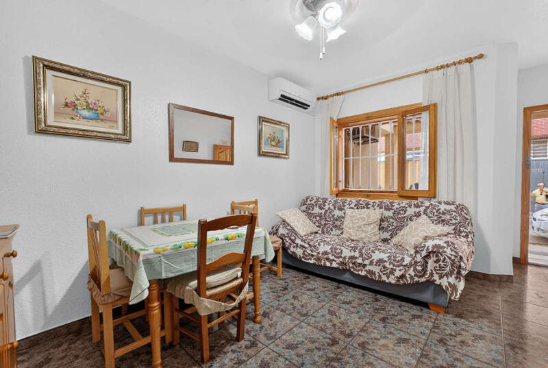 3 bedroom Townhouse for sale