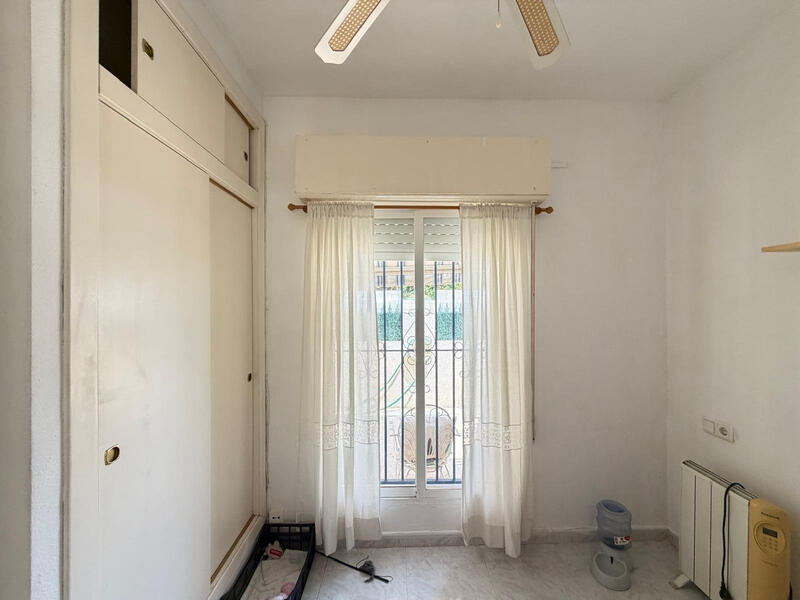 2 bedroom Townhouse for sale