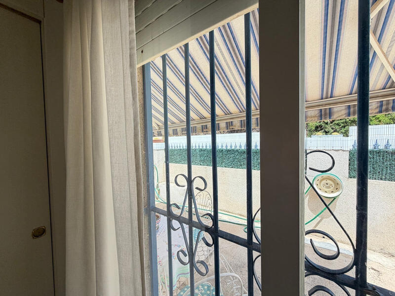 2 bedroom Townhouse for sale