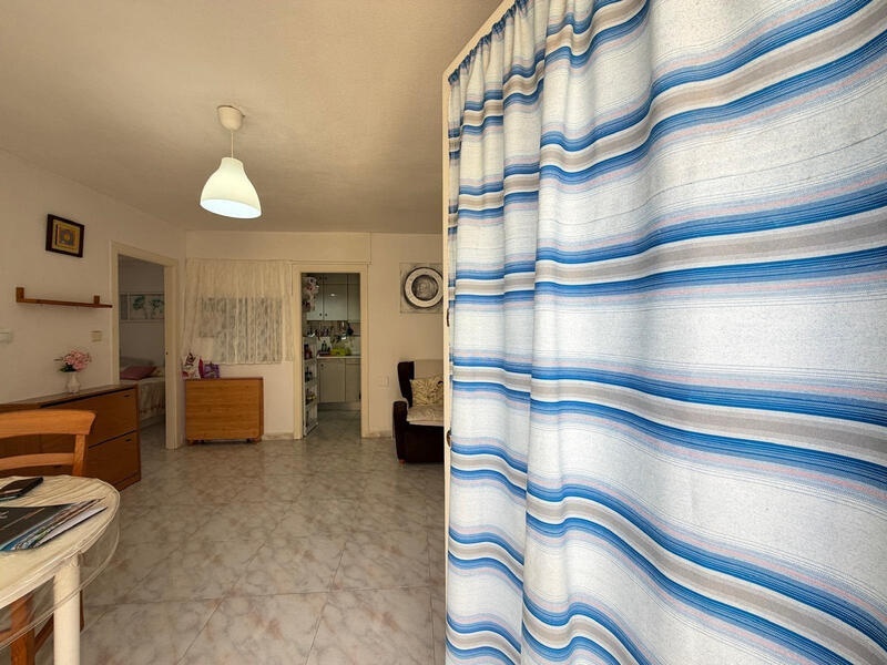 2 bedroom Townhouse for sale