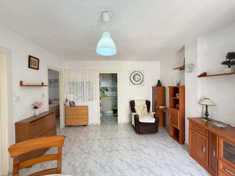 2 bedroom Townhouse for sale