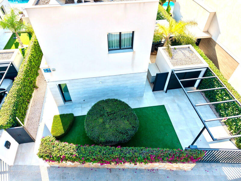 4 bedroom Villa for sale 4 bedroom Villa for sale