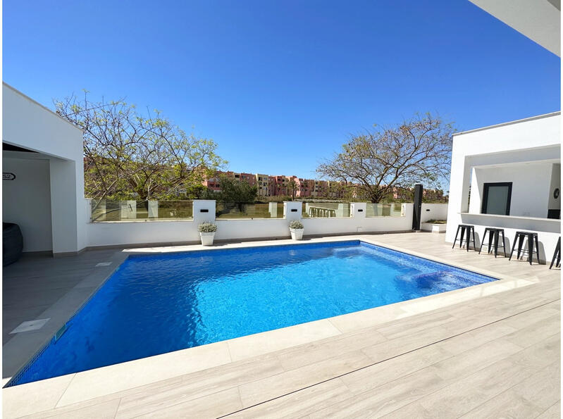 5 bedroom Villa for sale