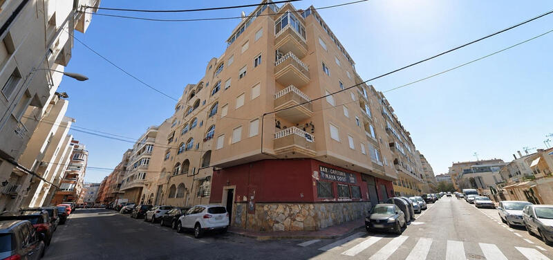 Appartement zu verkaufen in Torrevieja, Alicante
