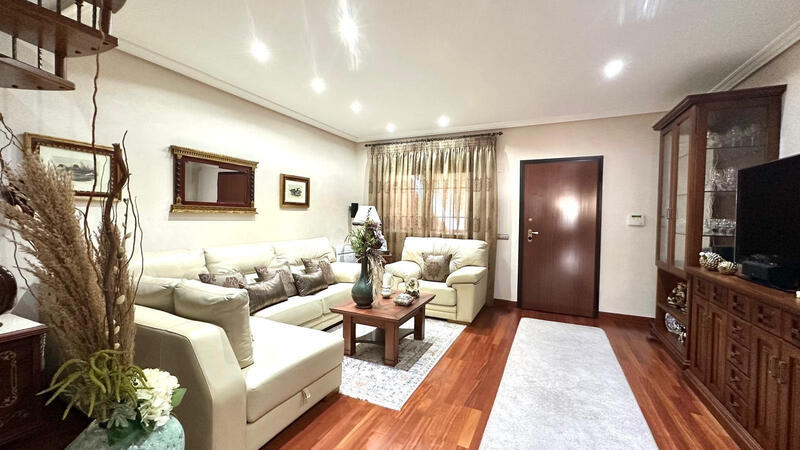 Maison de Ville à vendre dans Torrevieja, Alicante