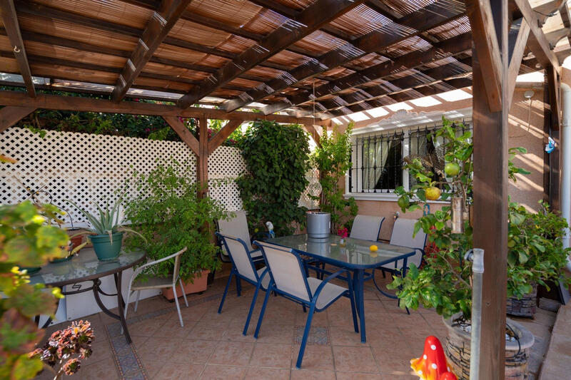 Townhouse for sale in Orihuela Costa, Alicante