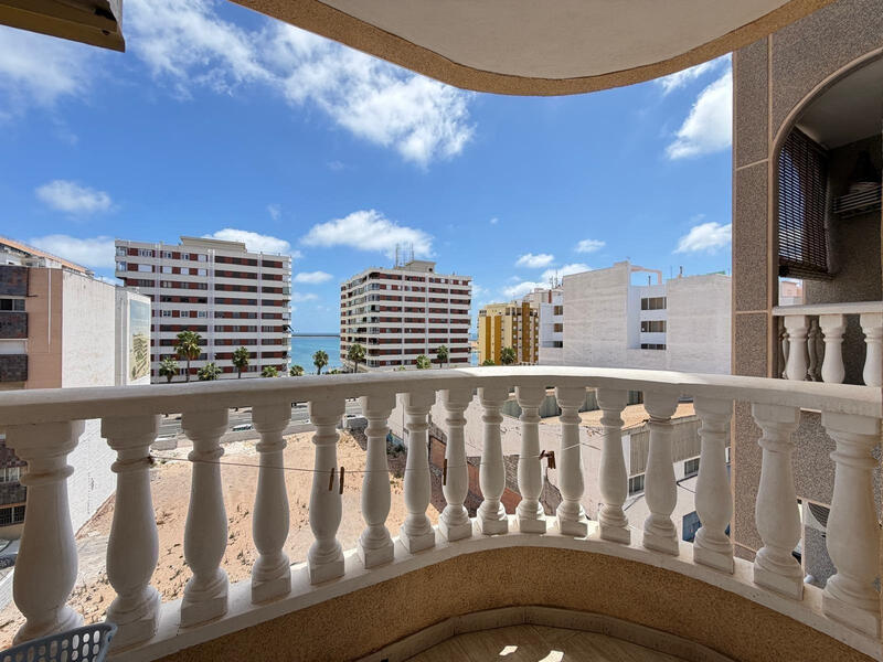 Appartement zu verkaufen in Torrevieja, Alicante