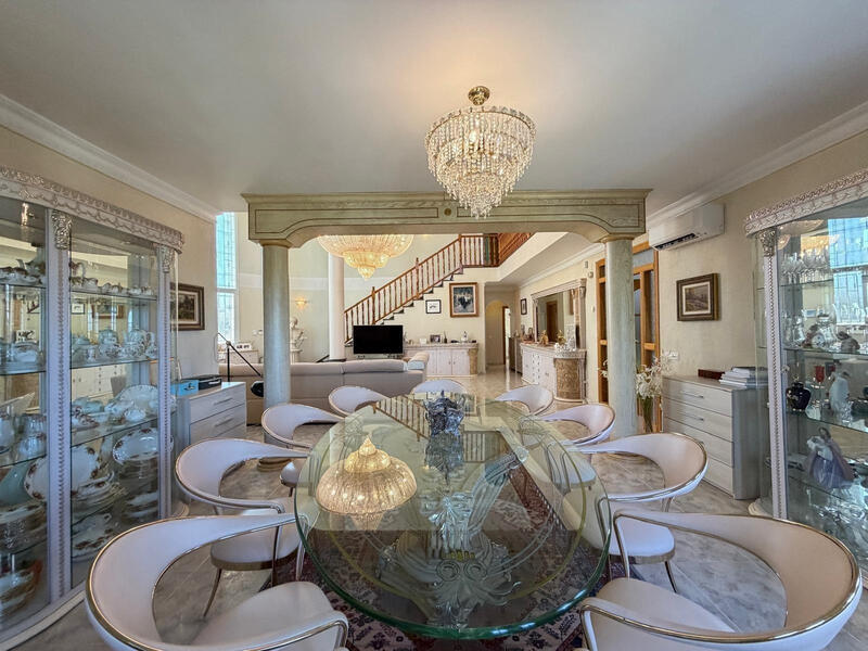 6 Schlafzimmer Villa zu verkaufen