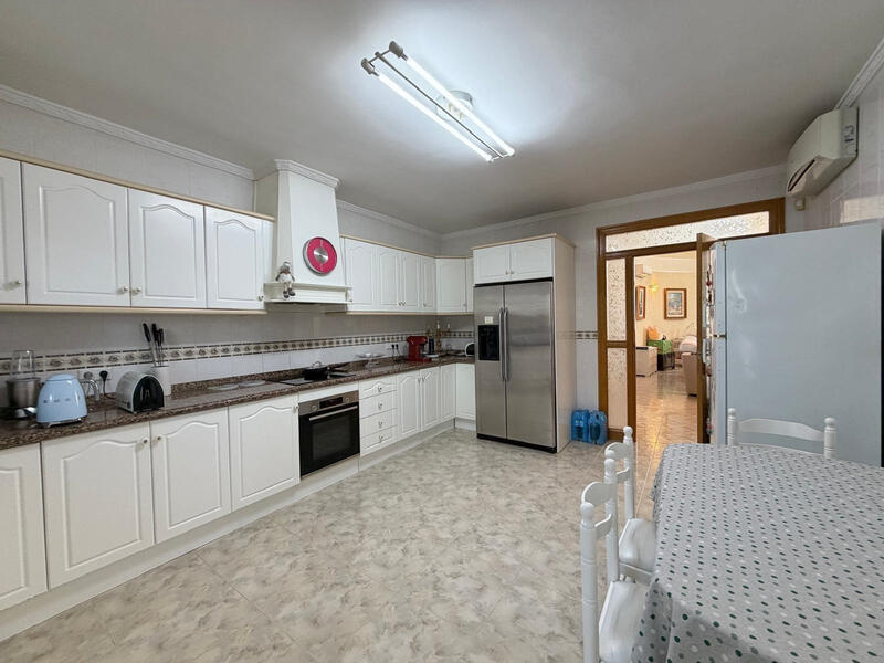 6 Schlafzimmer Villa zu verkaufen
