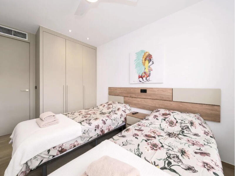 2 slaapkamer Appartement Te koop