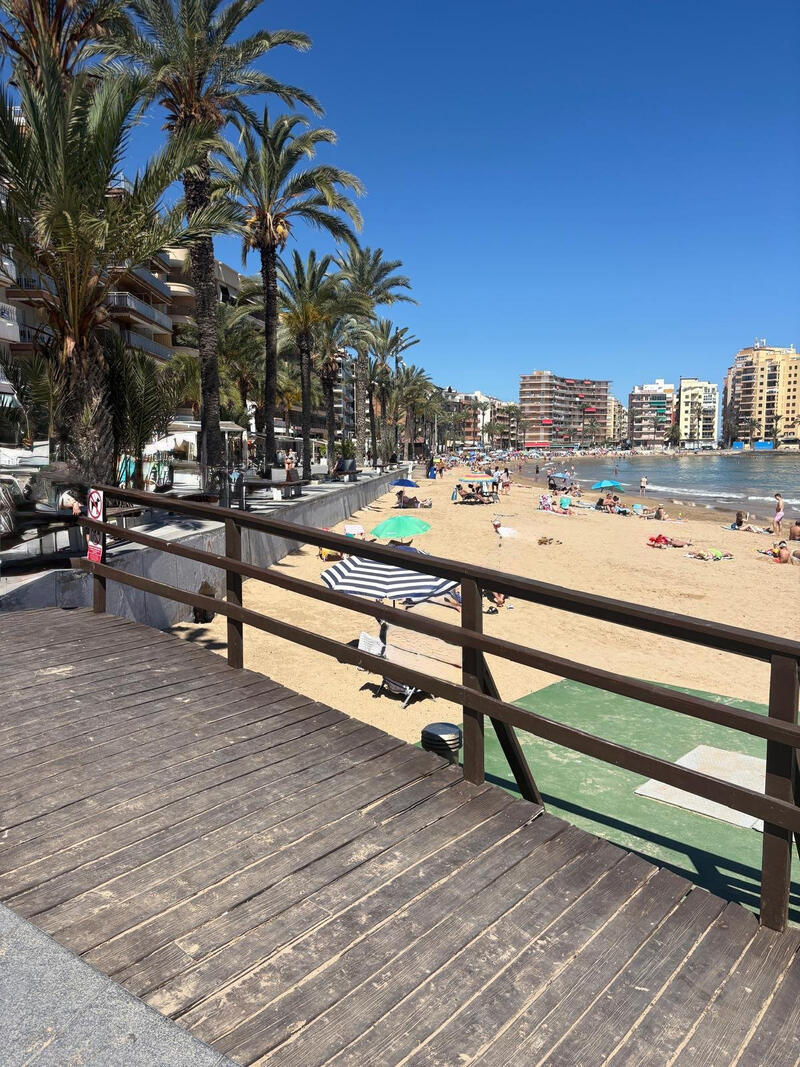 Lägenhet till salu i Torrevieja, Alicante