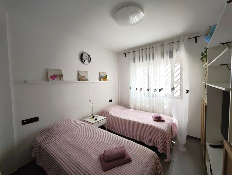 2 slaapkamer Appartement Te koop 2 slaapkamer Appartement Te koop