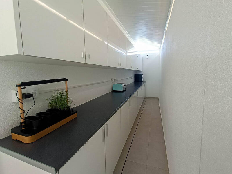 5 Schlafzimmer Villa zu verkaufen 5 Schlafzimmer Villa zu verkaufen