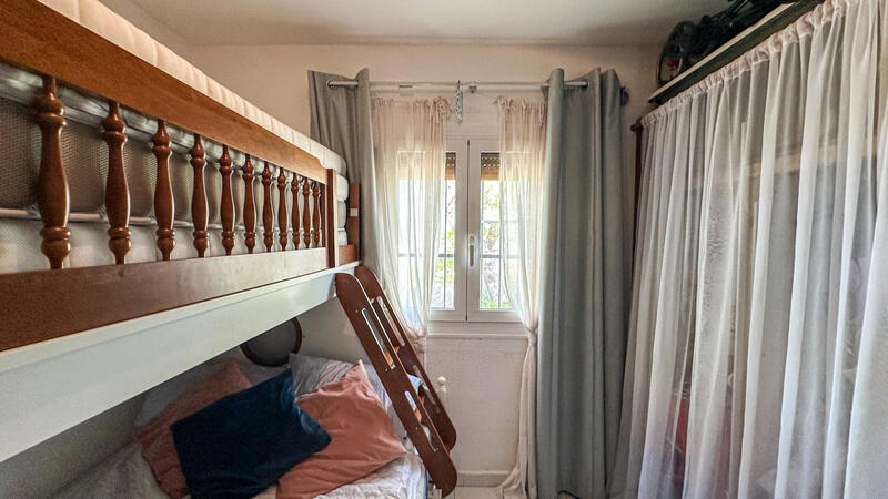 1 slaapkamer Villa Te koop 1 slaapkamer Villa Te koop