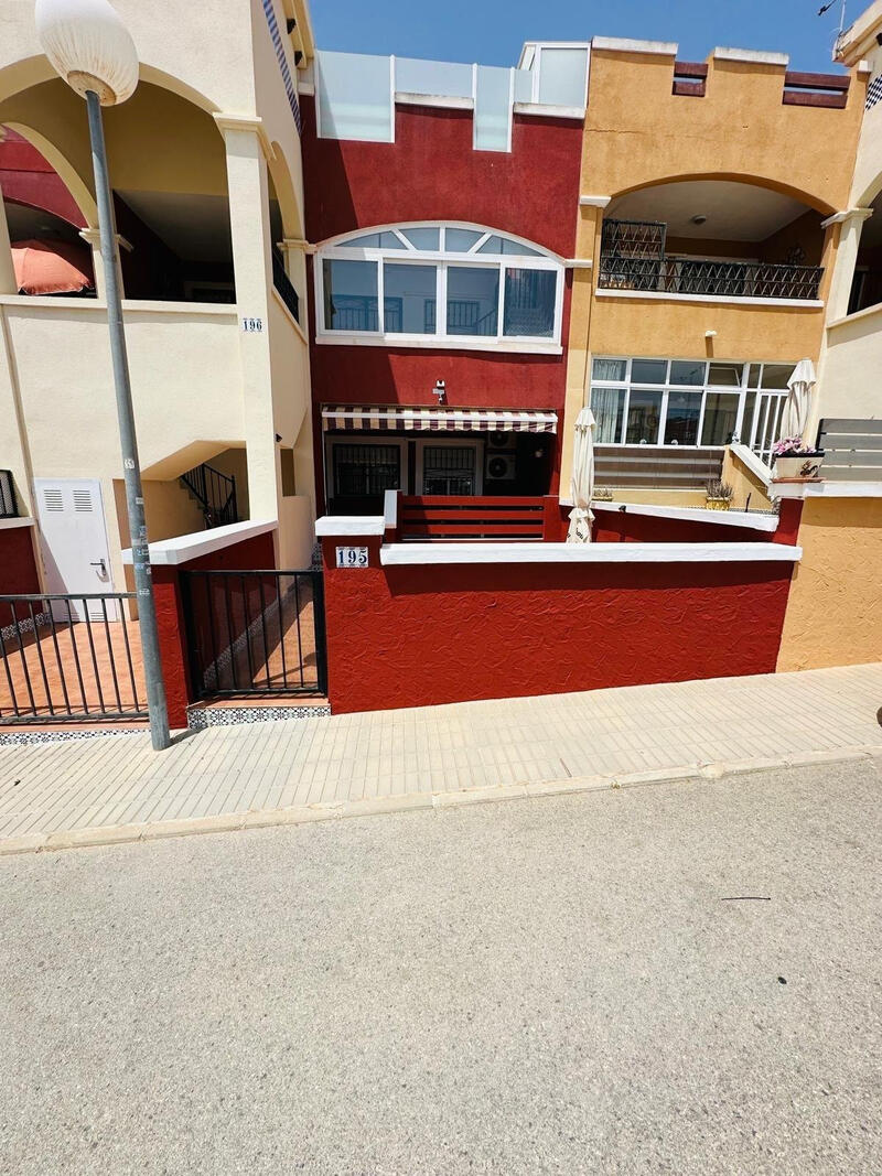 Villa Te koop in Orihuela Costa, Alicante