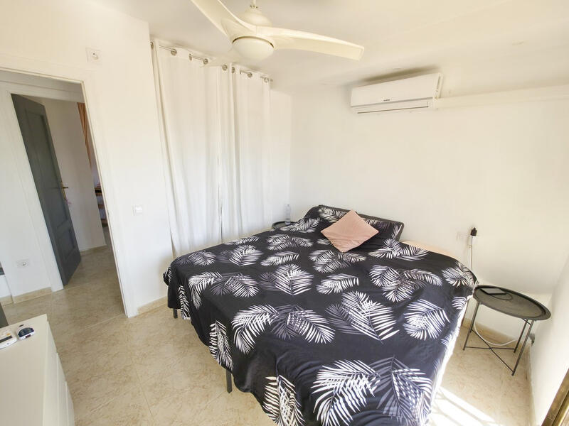 2 Cuarto Villa en venta