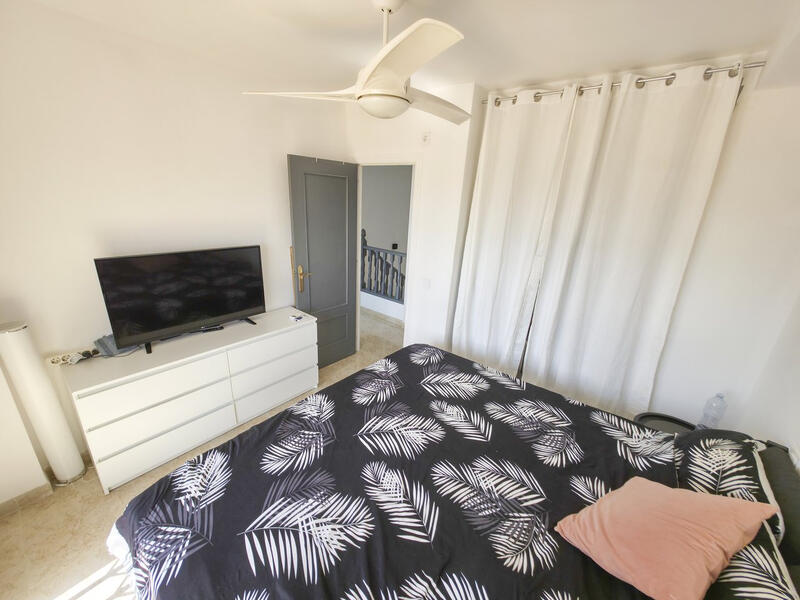 2 Cuarto Villa en venta