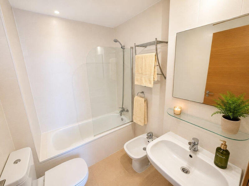 2 bedroom Apartment for sale 2 bedroom Apartment for sale