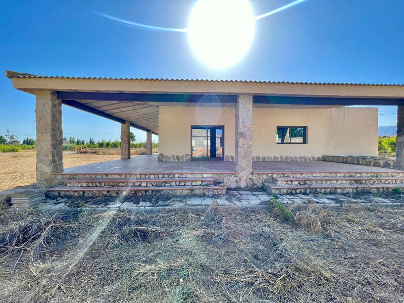 4 bedroom Country House for sale