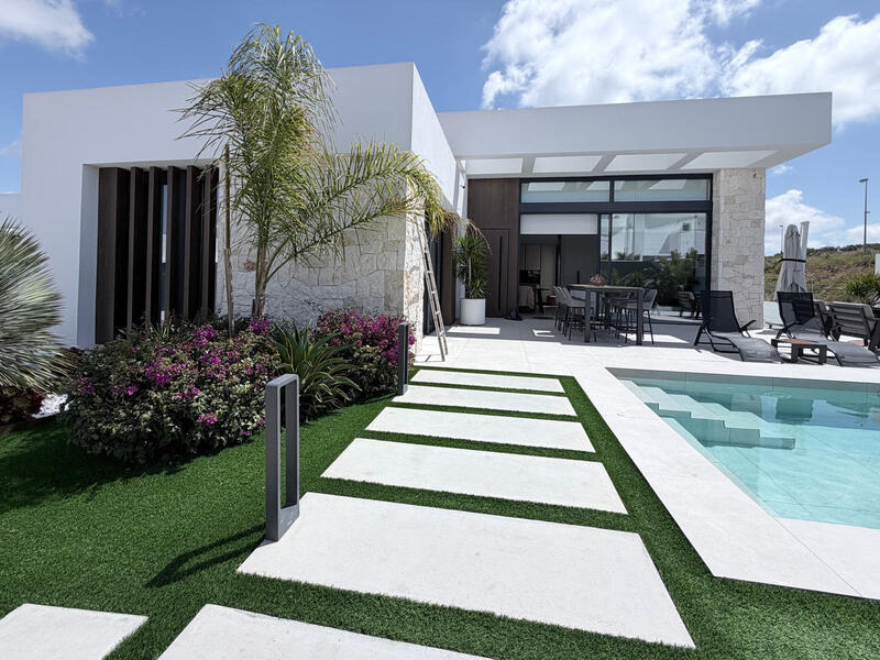 4 bedroom Villa for sale 4 bedroom Villa for sale