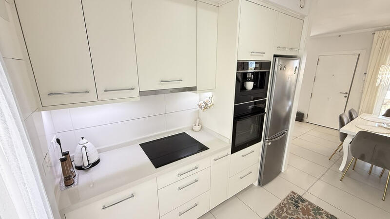 3 bedroom Townhouse for sale