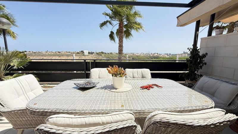 3 bedroom Townhouse for sale
