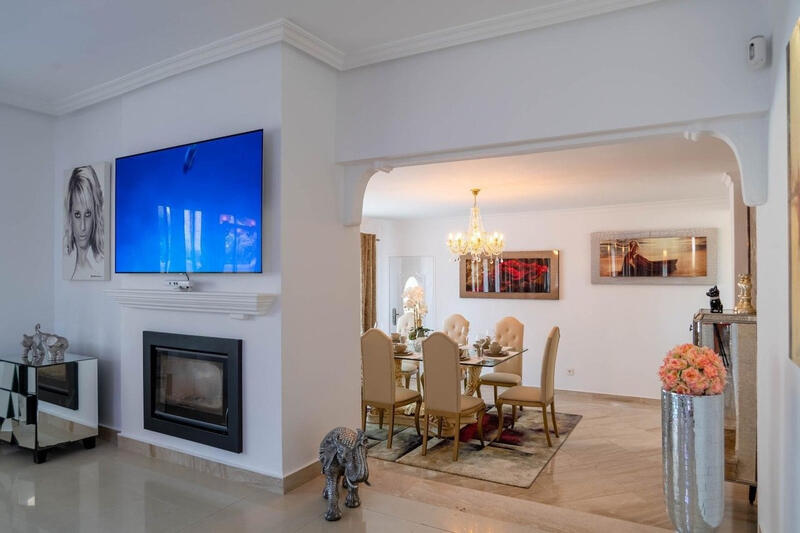 4 slaapkamer Villa Te koop